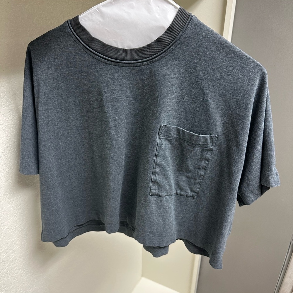 Lululemon Cropped T-Shirt with Pocket